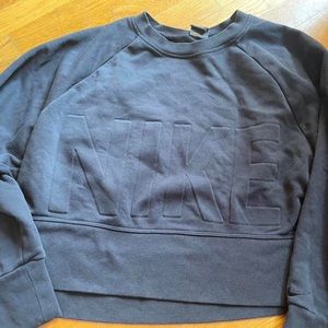 Nike Dri-Fit Cropped Sweatshirt